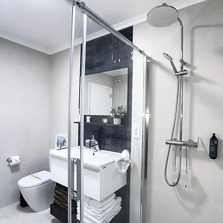 Casa Xavier - Piscina 2735/al Ponta Delgada
