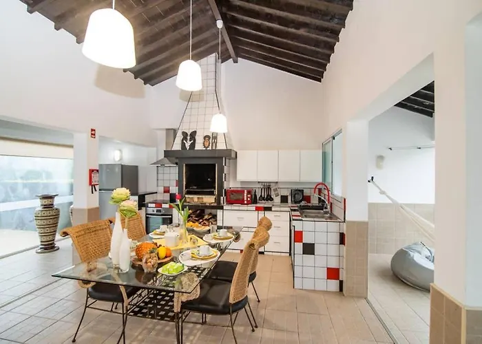 Casa Xavier - Piscina 2735/al * Ponta Delgada (Sao Miguel)